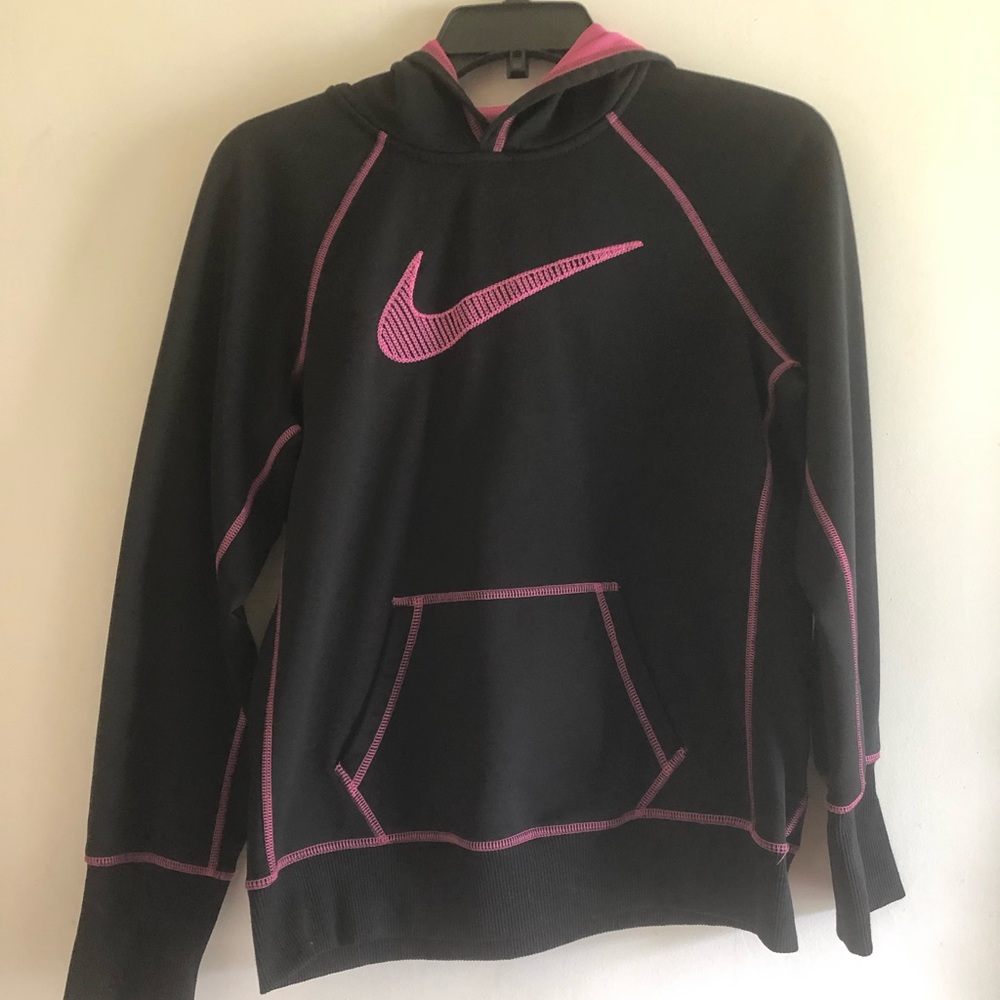 Nike therma fit hoodie